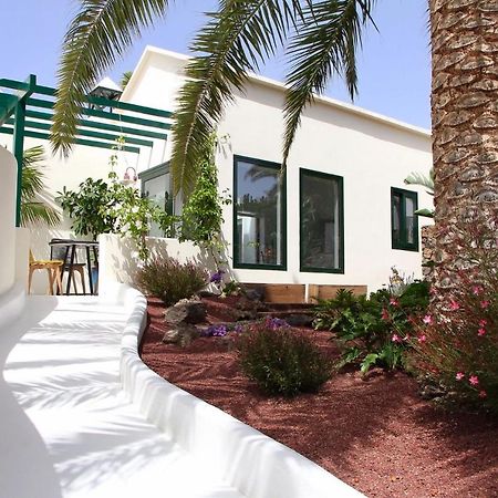Villa Unique, Stylish & Calm El Estanque By The Sea, Adults Only à Costa Teguise Extérieur photo